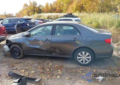 2013 Toyota Corolla Le z USA, uszkodzony, nr VIN 2T1BU4EE1DC959539